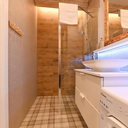 Gorski Garaz Sauna Wifi Tv Taras Ekspres Do Kawy זקופאנה
